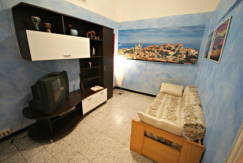 Casa Agostino Villa อิมเปรีอา ภายนอก รูปภาพ